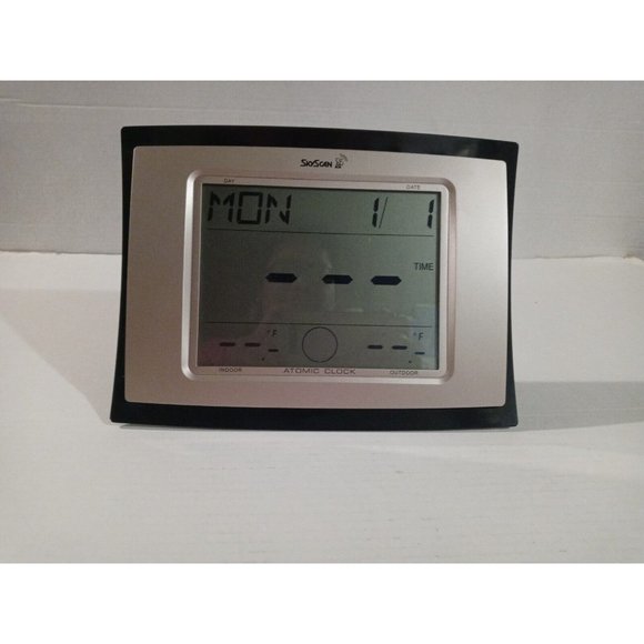 SkyScan Atomic Clock Digital Temperature and Weather Wireless 88800 - Picture 3 of 13